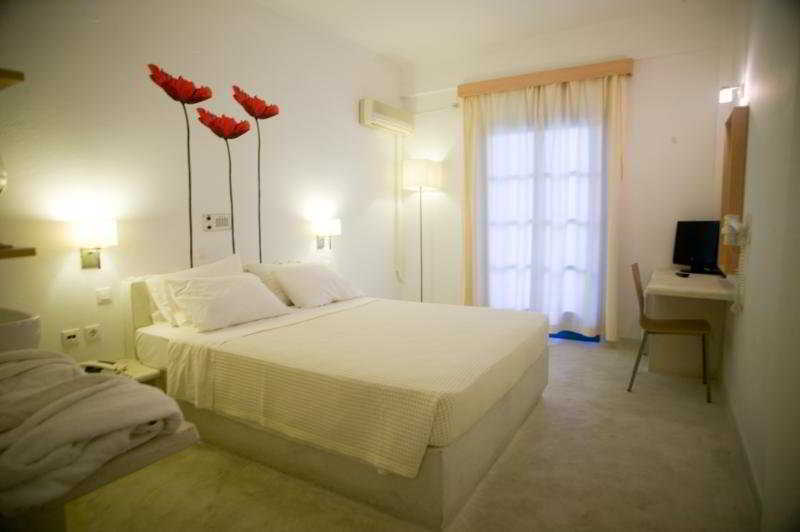 Hotel 28 Kamári 외부 사진